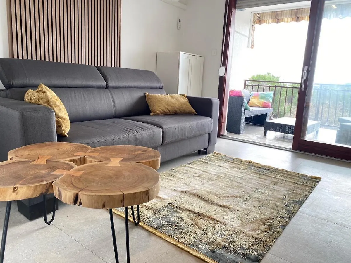 アパート Premium Suite Kala Sea View ポレッチ